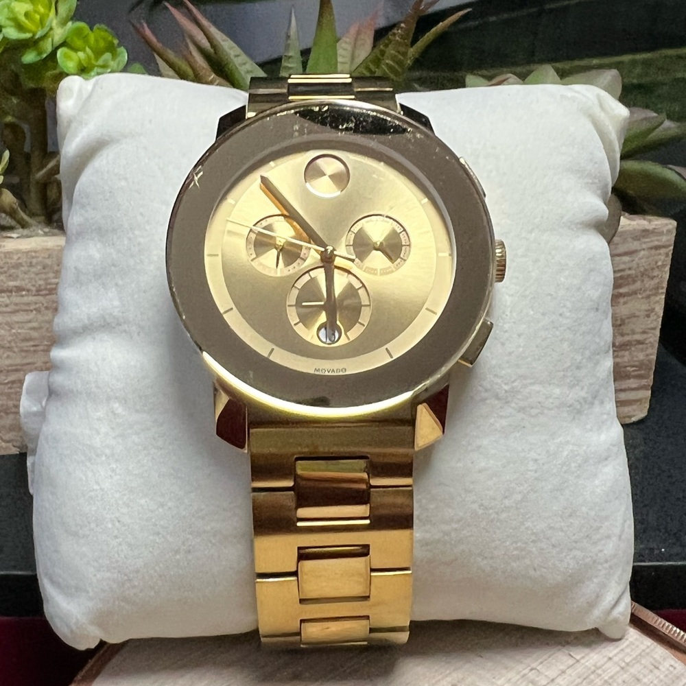 Movado Bold Chronograph Watch View 4